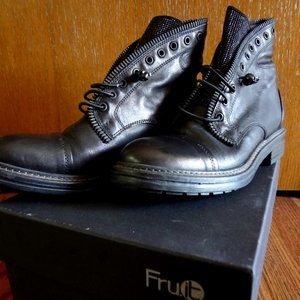 ITALIAN TAGLIA boots by FRUIT
